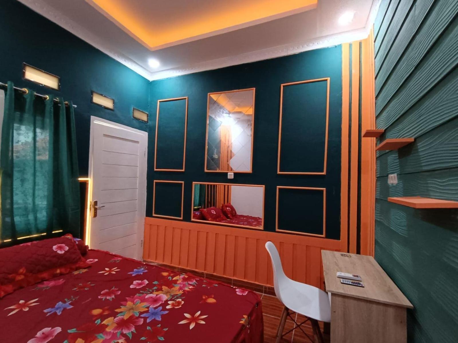 Oyo Life 92977 Neba Kost Aesthetic Hotel Peladen Kültér fotó